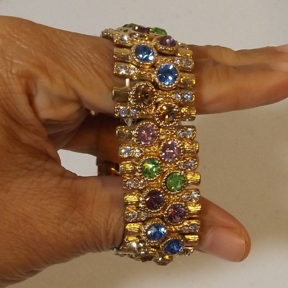 🟢 (Phil) Sparkly Colorful Stretchy Bracelet - Picture 9 of 9